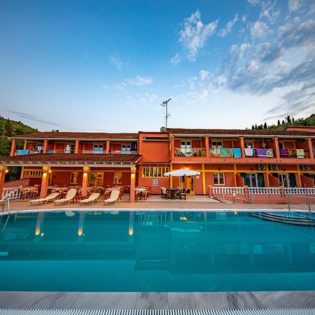 Hotel Penelope Букари Экстерьер фото
