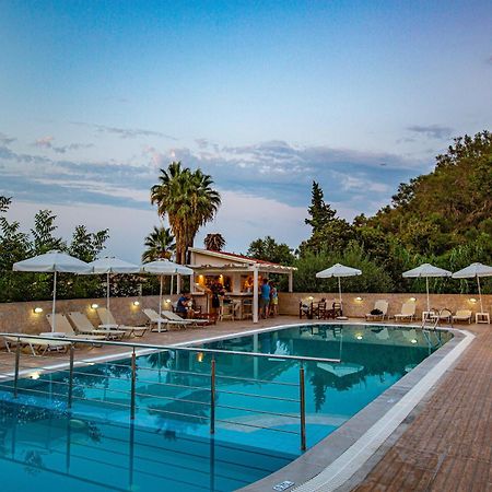 Hotel Penelope Букари Экстерьер фото