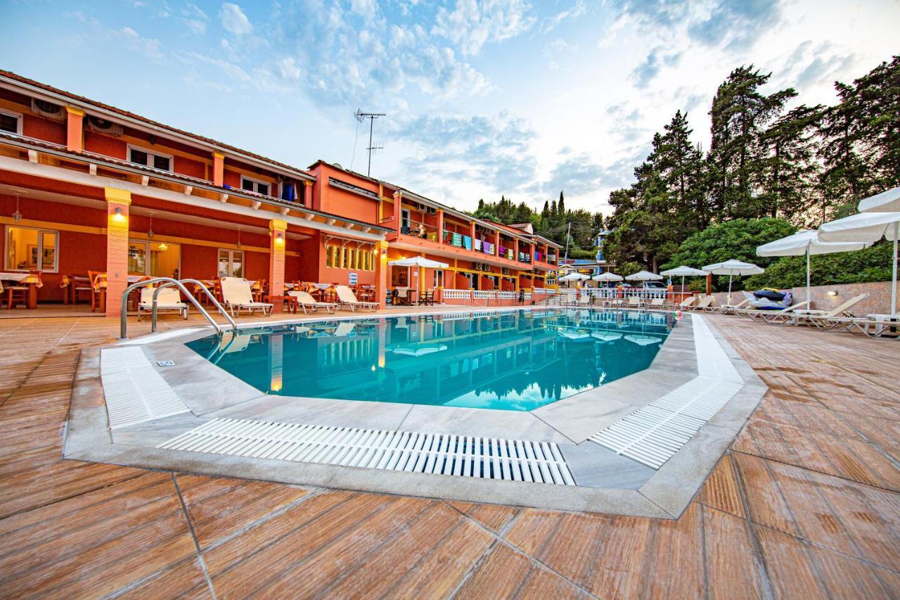 Hotel Penelope Букари Экстерьер фото