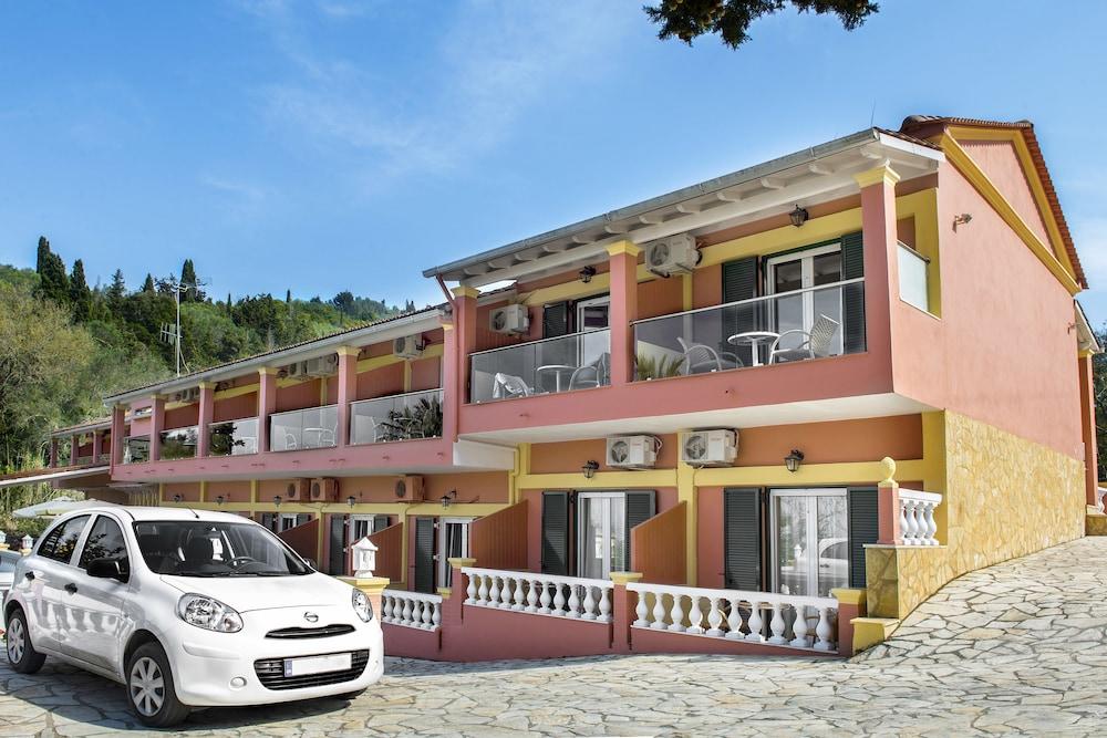 Hotel Penelope Букари Экстерьер фото